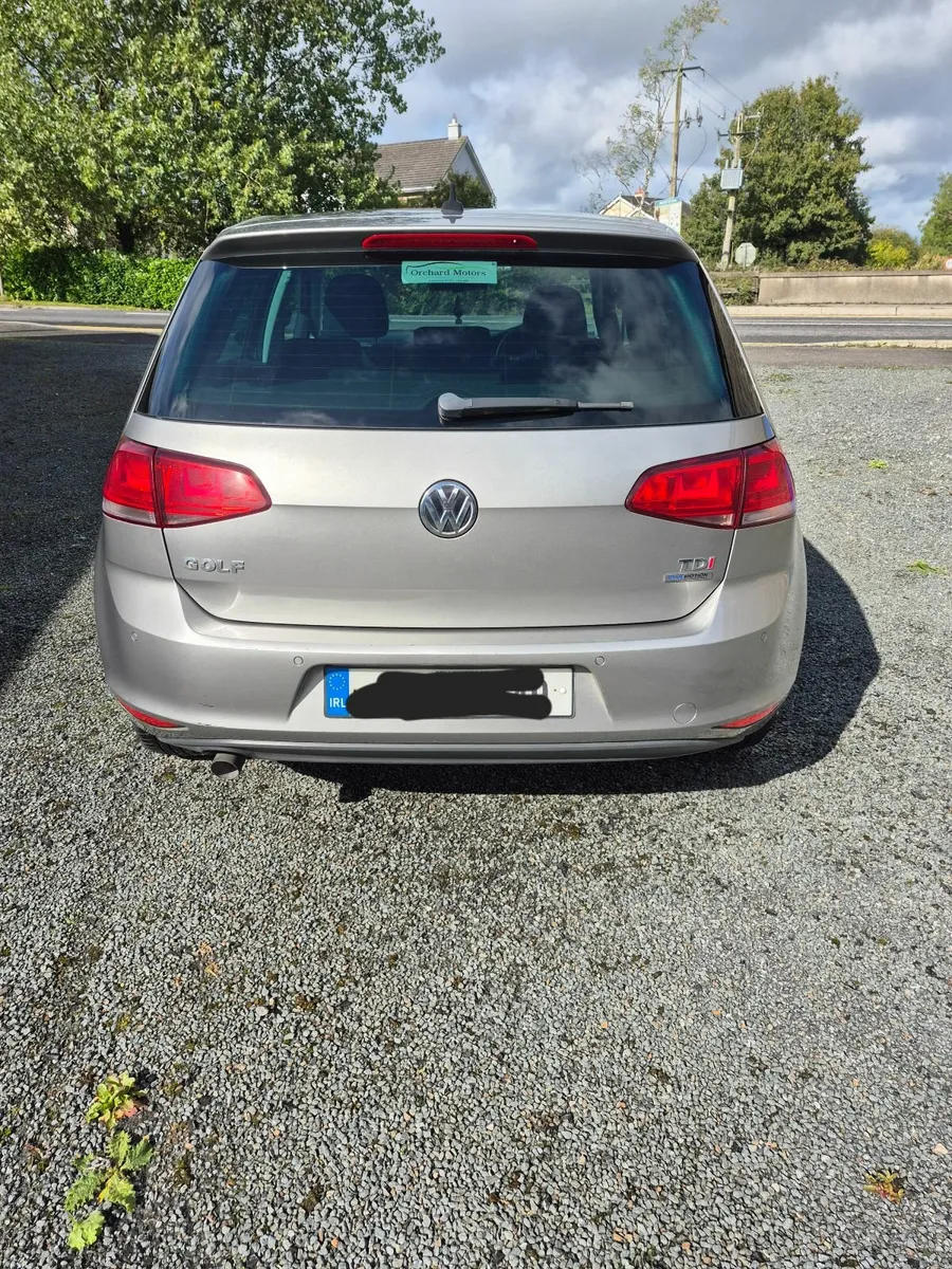 Volkswagen Golf 2013 - Image 2
