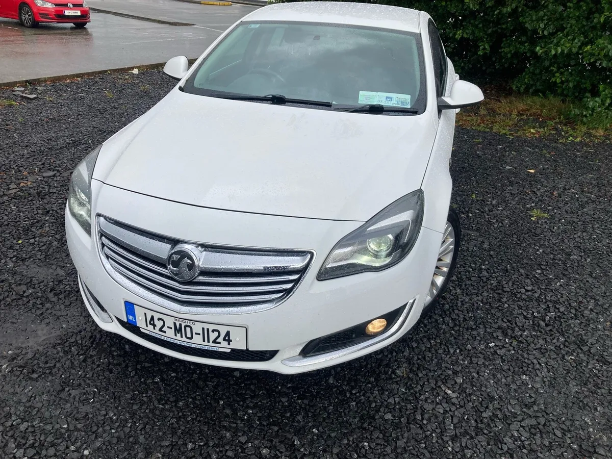 Extremely Mint ** 142 Vauxhall Insignia - Image 4