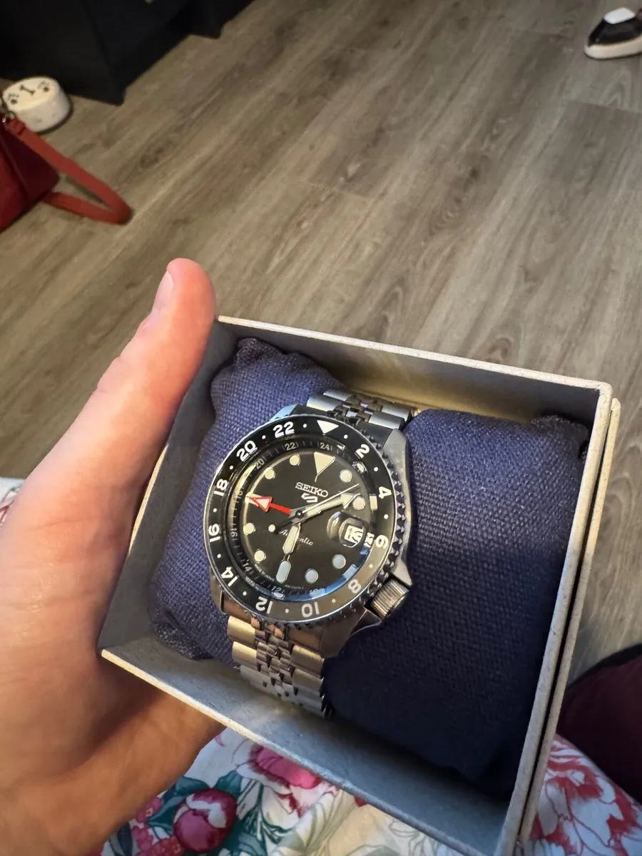 Seiko 5 GMT - Image 3