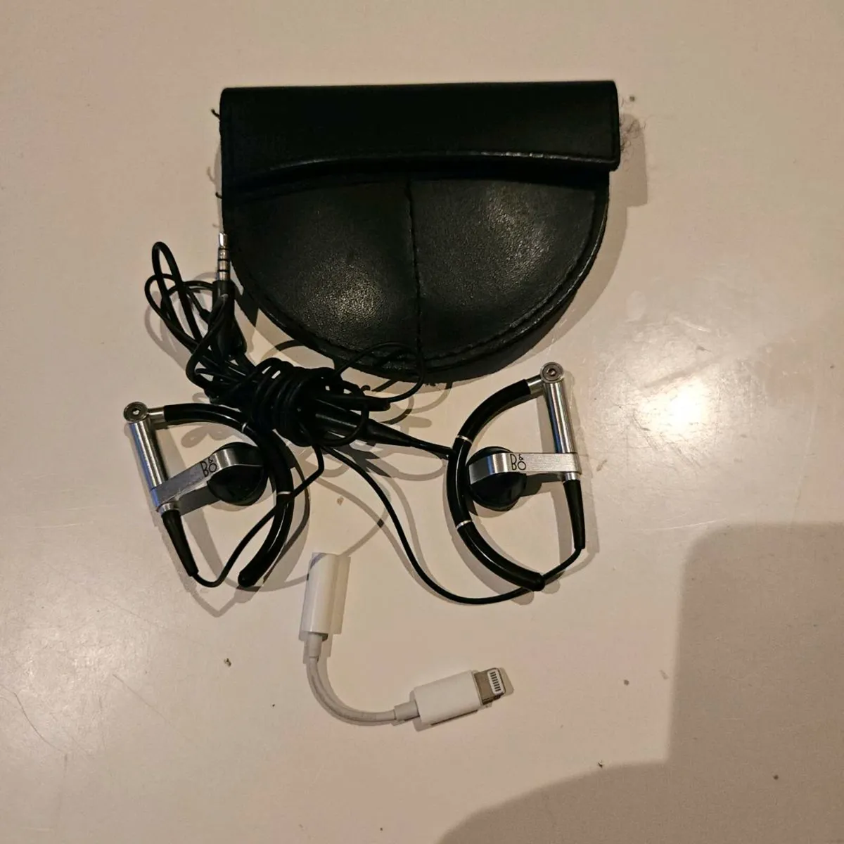 Bang & olufsen earphones - Image 1