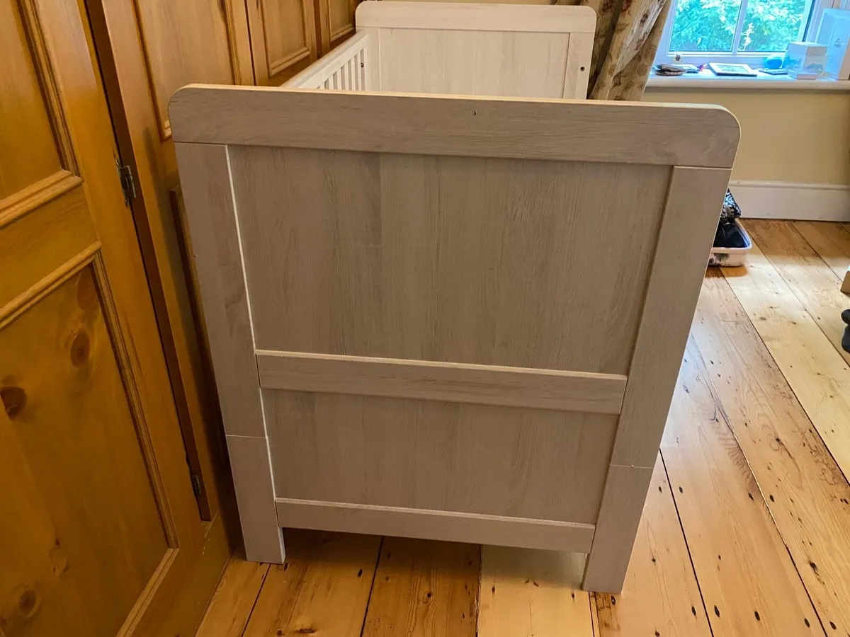 Cot - Image 4