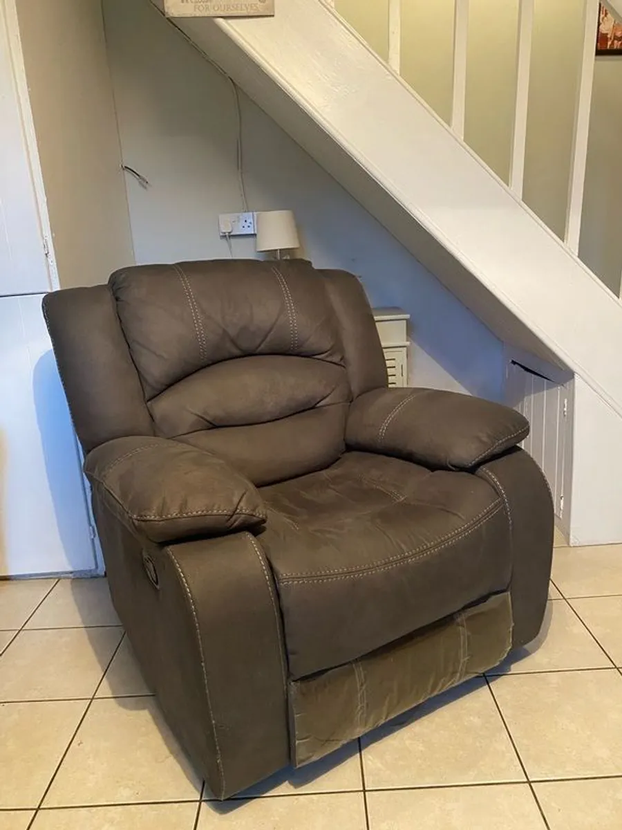 Single Chair Recliner Sofa - Image 1