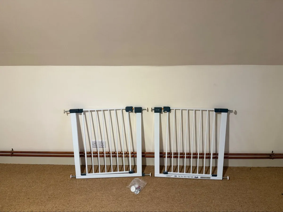 Stair gates x2