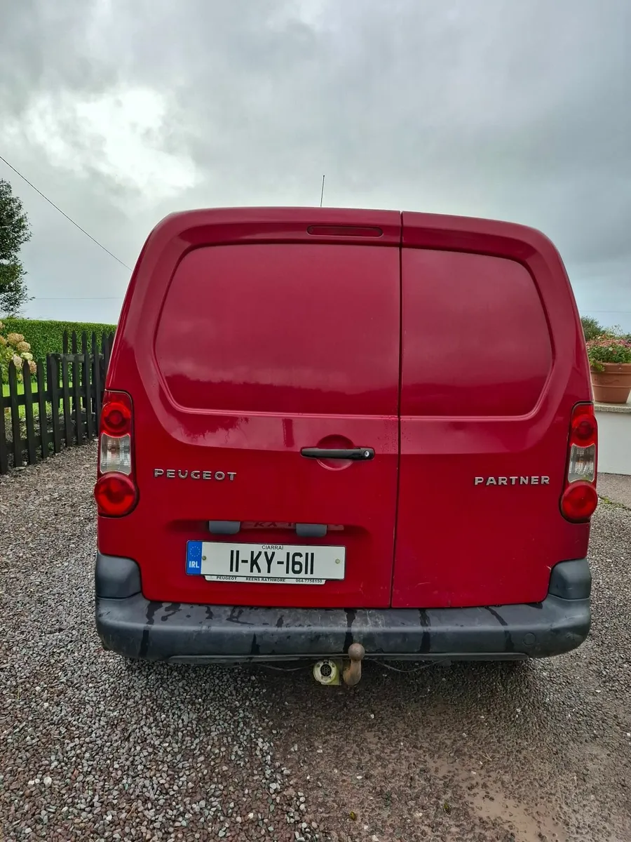 Peugeot Partner 2011 - Image 2