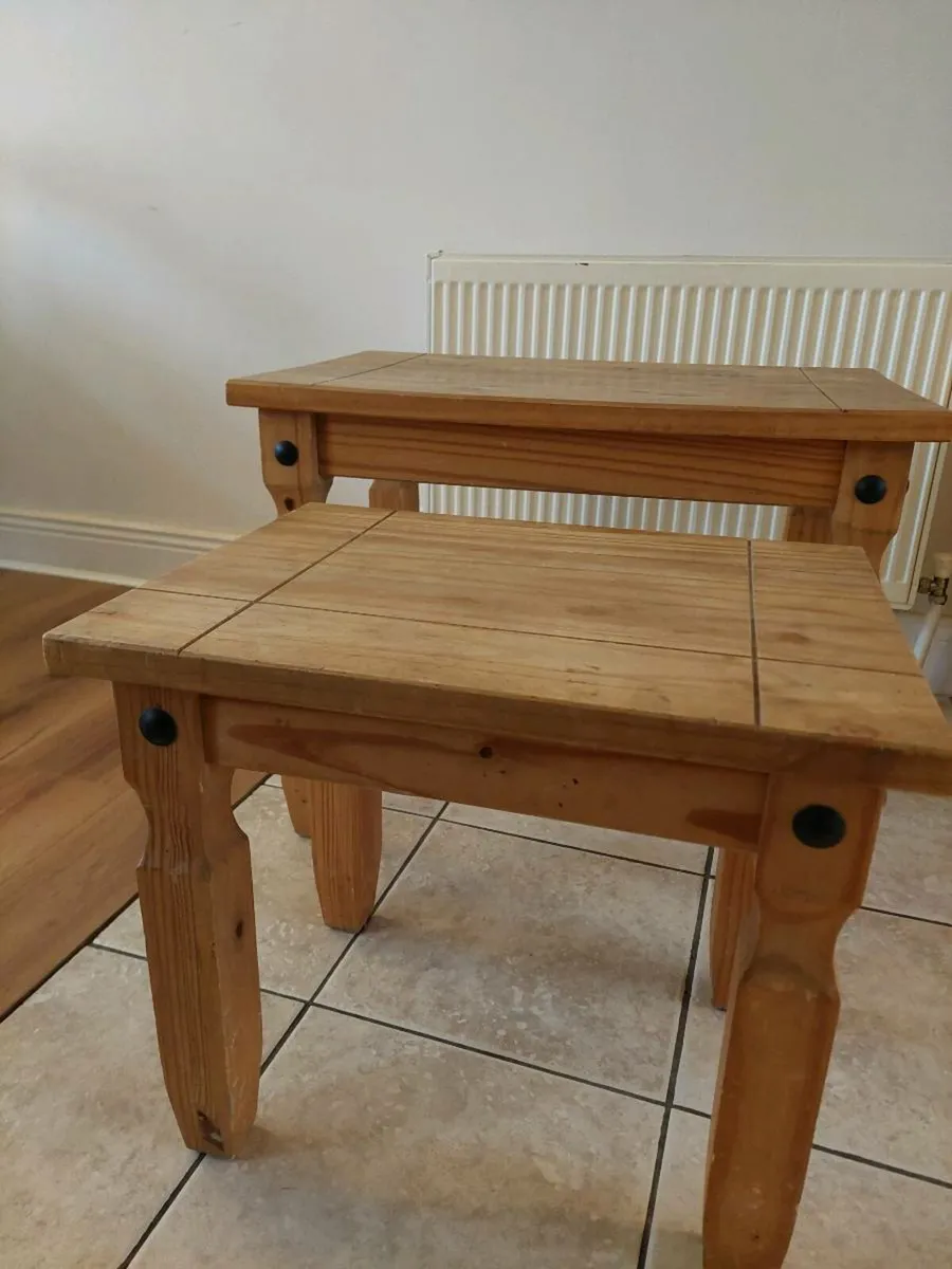 Nesting coffee tables - Image 3
