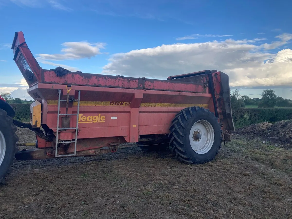 Dung spreader - Image 1