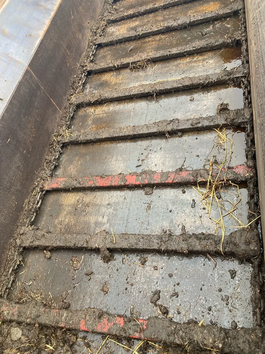Dung spreader - Image 3