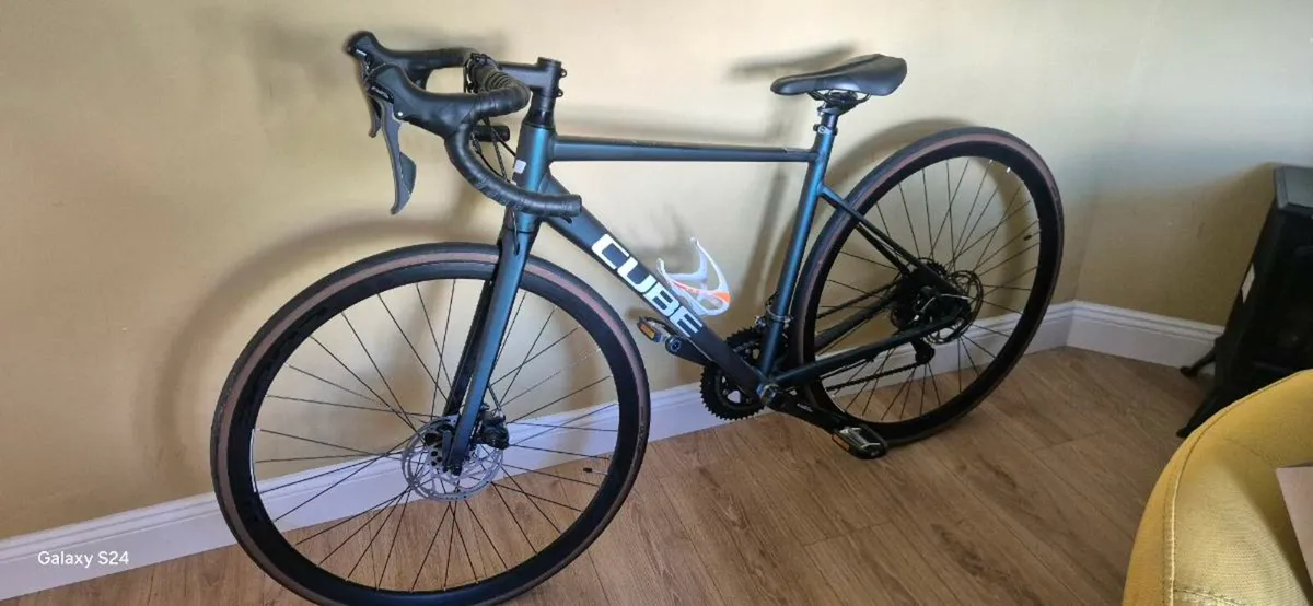 Cube Attian Road Bike Small ( Brand New ) - Image 1