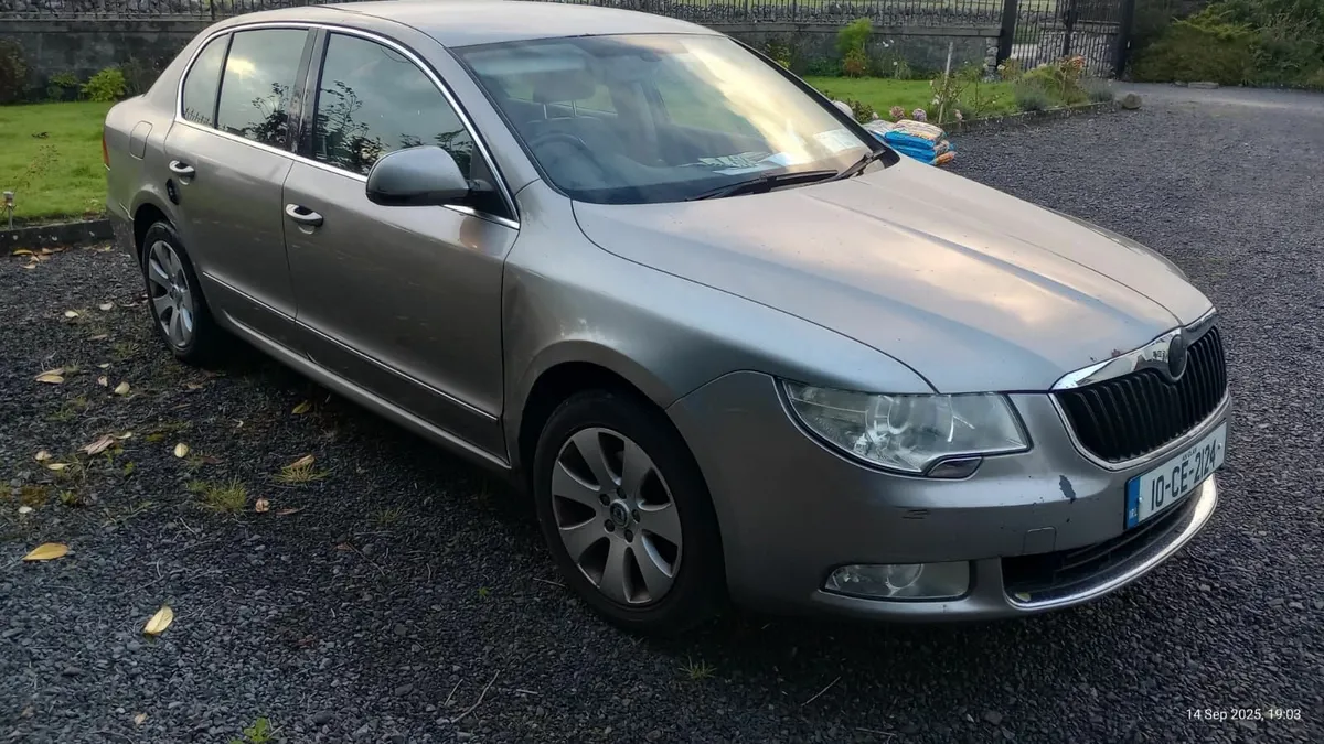Skoda Superb 2010 - Image 3