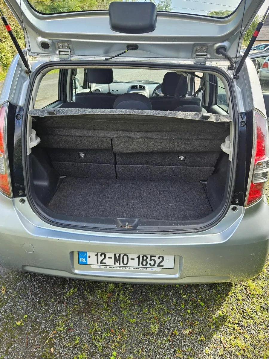 Daihatsu Sirion 2012 - Image 3