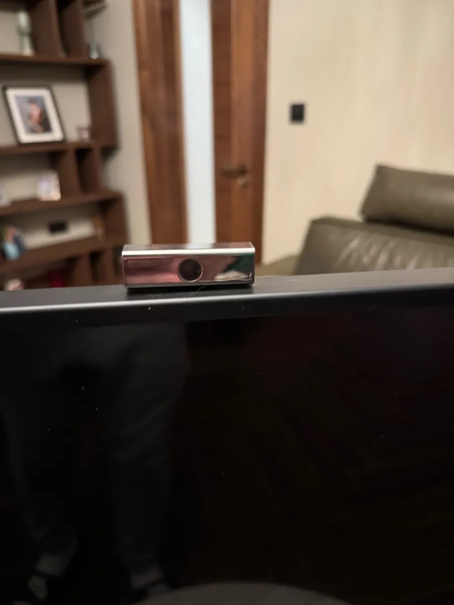 Sony Smart TV 49inch with Chromecast - Image 4