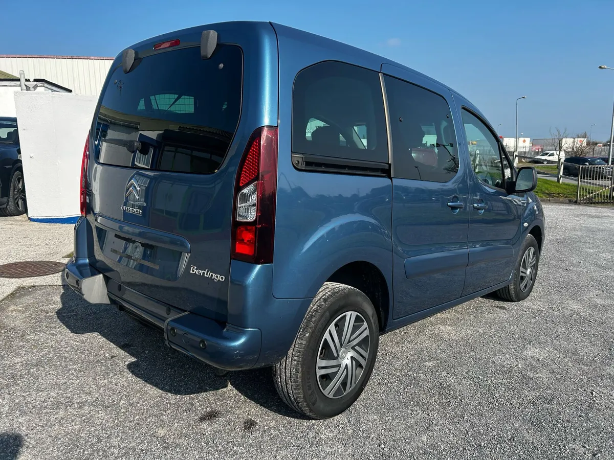 Wheelchair Car - Image 4