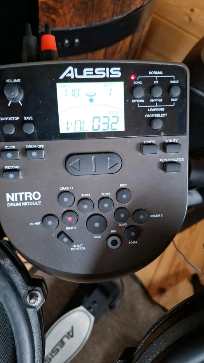 Alesis nitro drum kit - Image 4