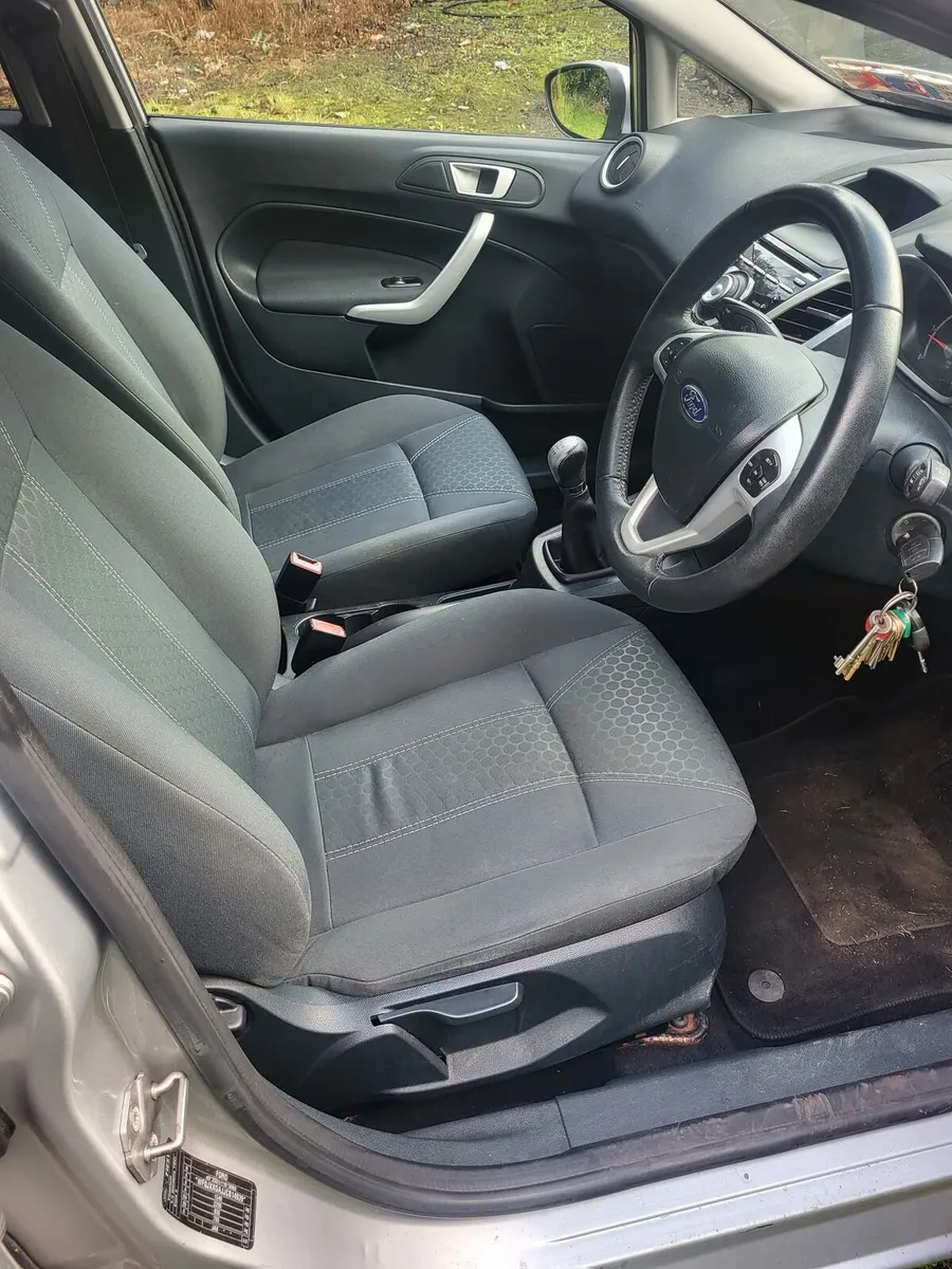 Ford Fiesta 1.4 TDCI Titanium 2012 - Image 3