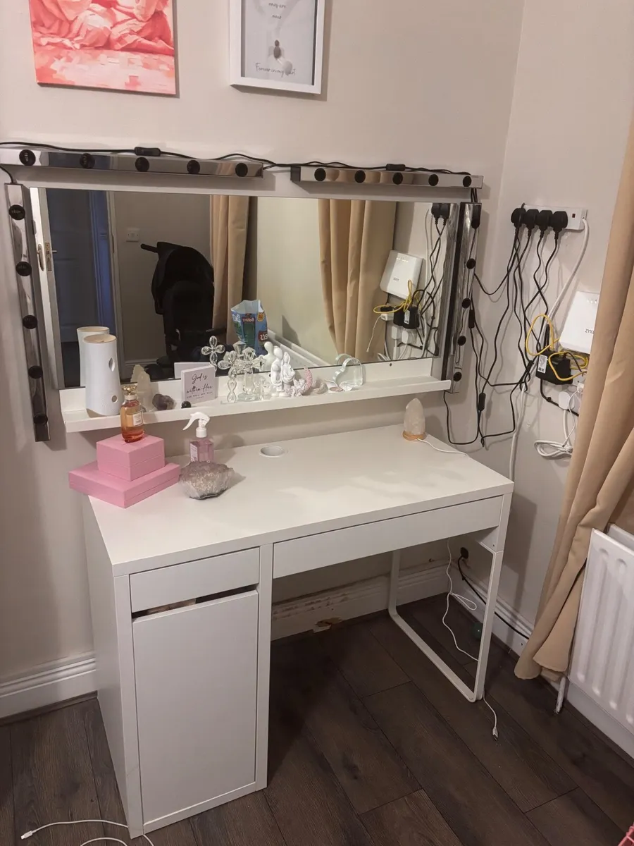 IKEA makeup vanity - Image 1