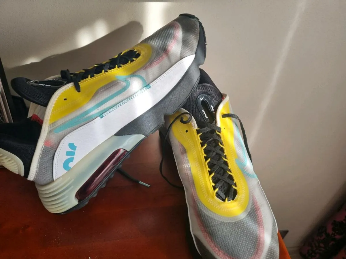 Nike air max runners - Image 1