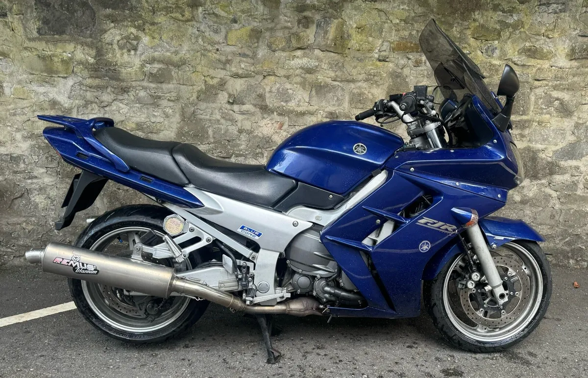 2005 YAMAHA FJR 1300 - Image 3
