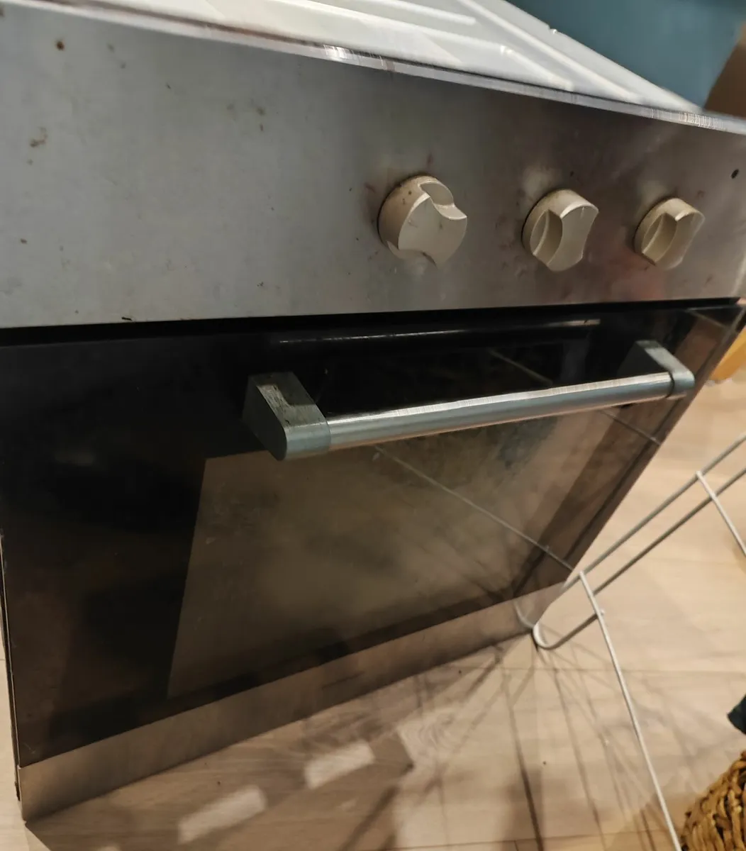 Oven - Image 3