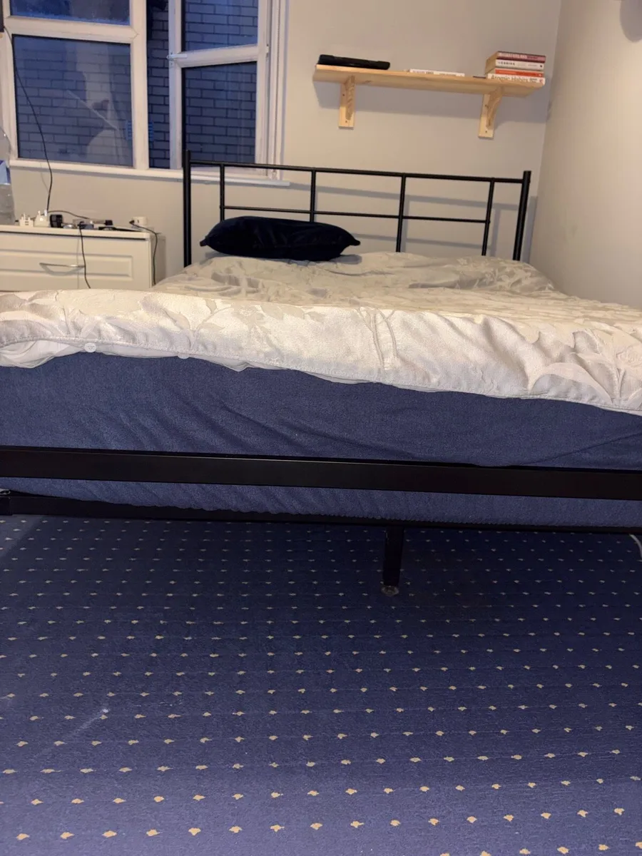 Emma metal bed frame €35 - Image 4