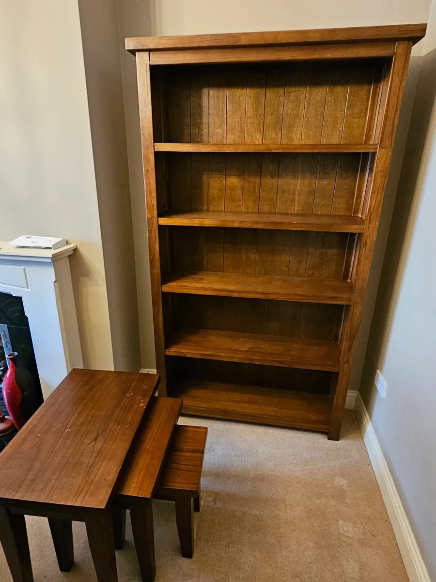 Large bookshelf, matching tv stand & nest tables - Image 1