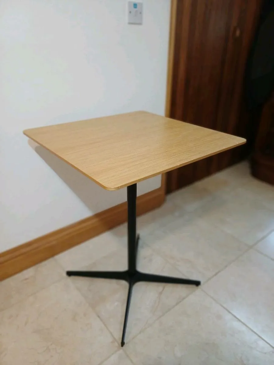 Gaber Hug Table - Image 3