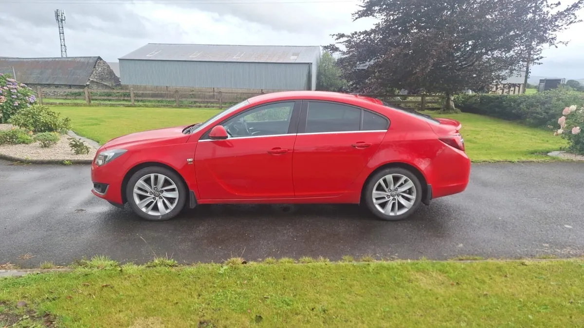 Vauxhall Insignia 2016 - Image 1