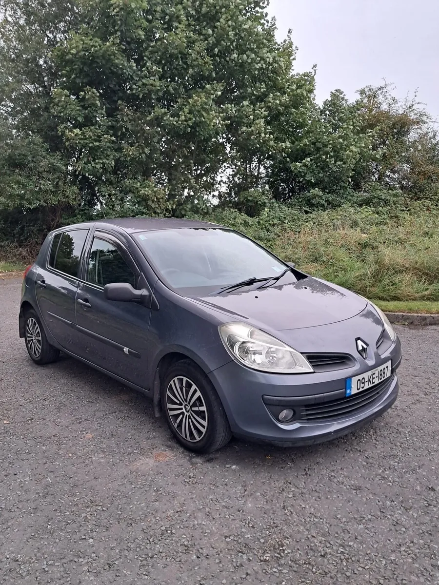 Renault Clio 2009 Taxed and Tested - Image 2