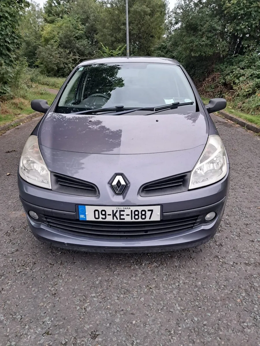 Renault Clio 2009 Taxed and Tested - Image 3