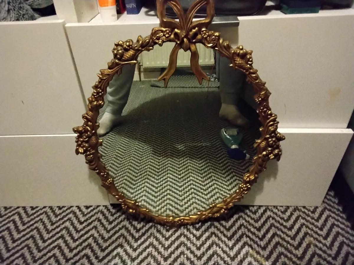 Gilded brass oval mirror - Image 1
