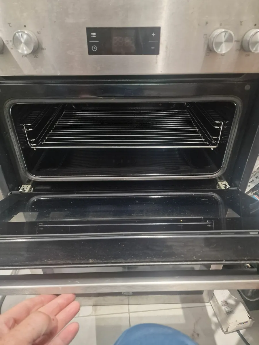 Beko double oven - Image 3