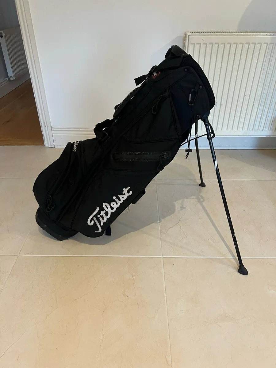 Titliest Golf Stand bag - Image 2