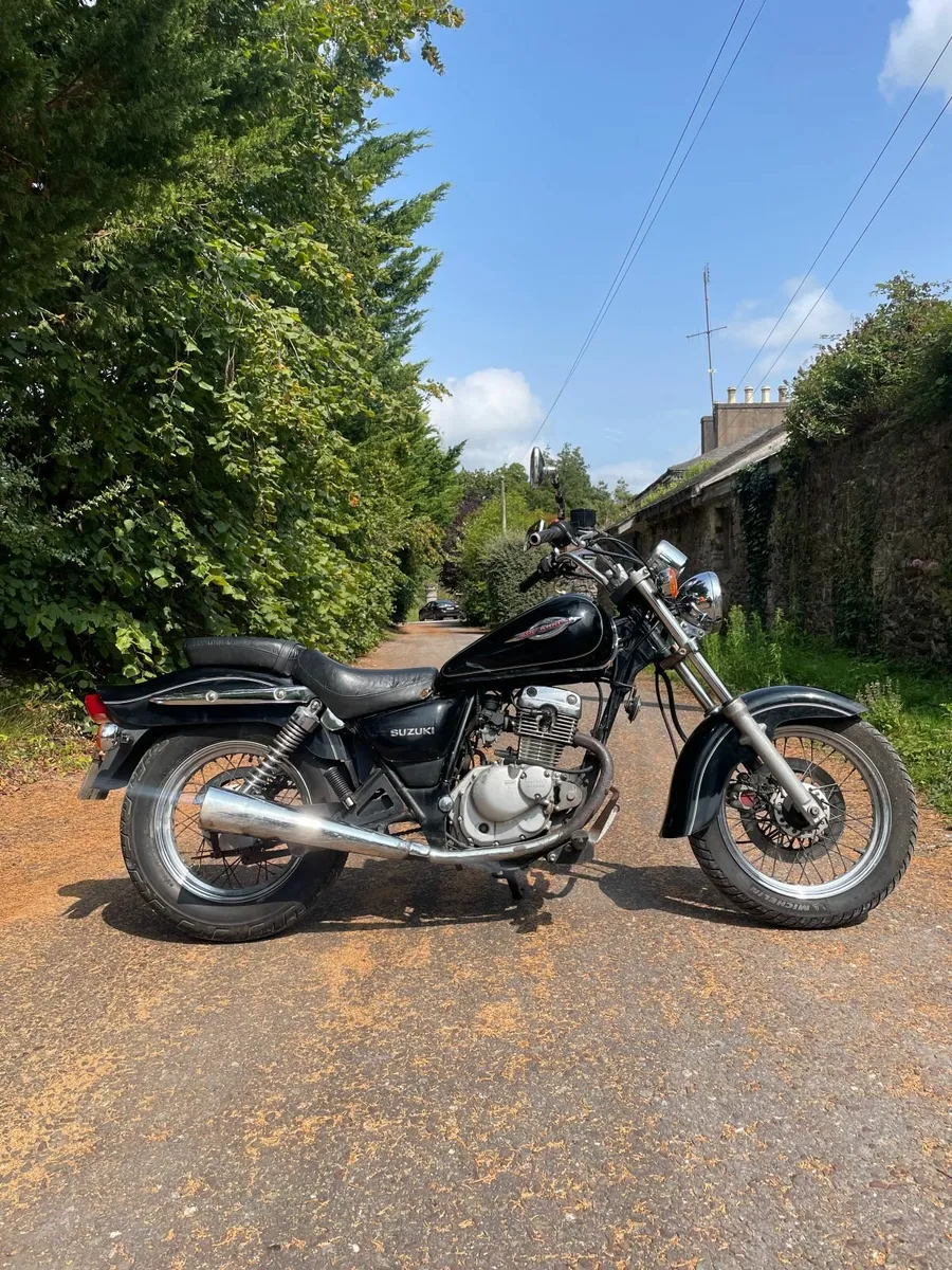 Suzuki GZ 125 Marauder - Image 1