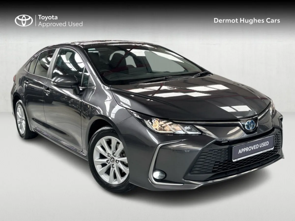 Toyota Corolla COROLLA SALOON LUNA - Image 1