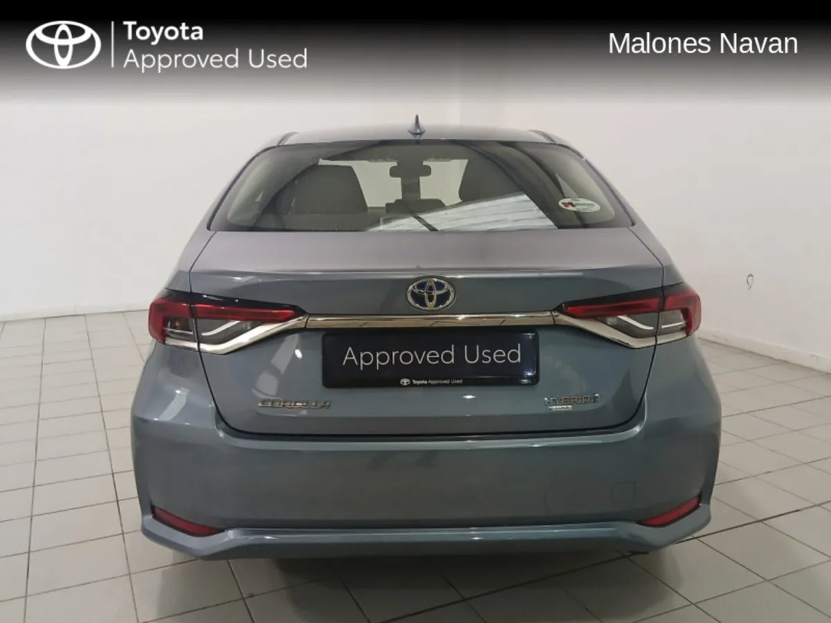 Toyota Corolla LUNA 4DR AUTO HYBRID - Image 4