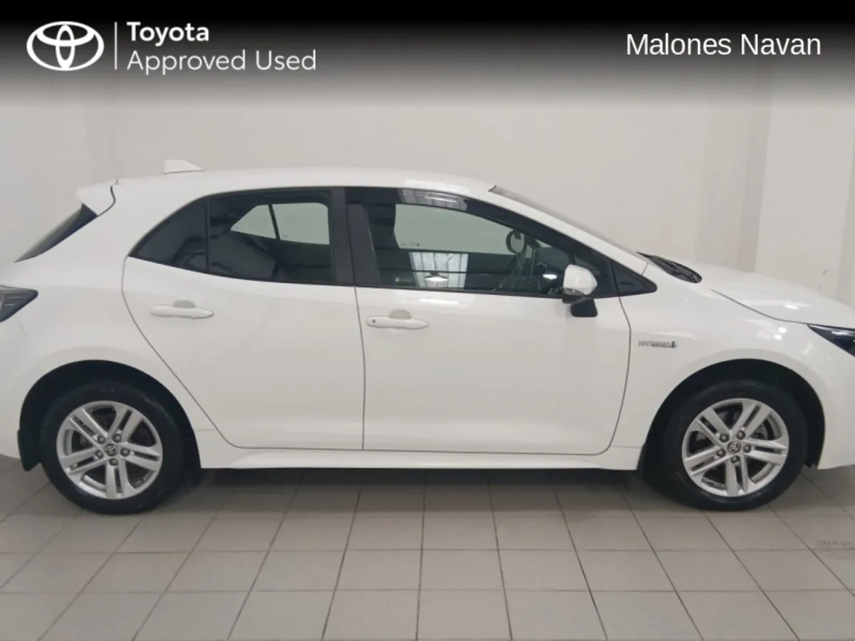 Toyota Corolla COROLLA HYBRID LUNA H/B - Image 3
