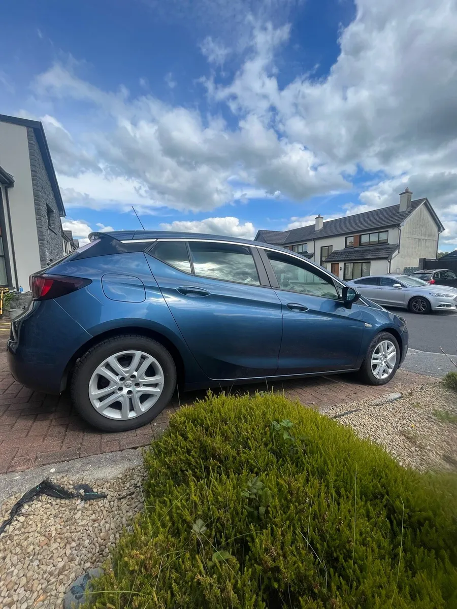 Opel Astra - Image 4