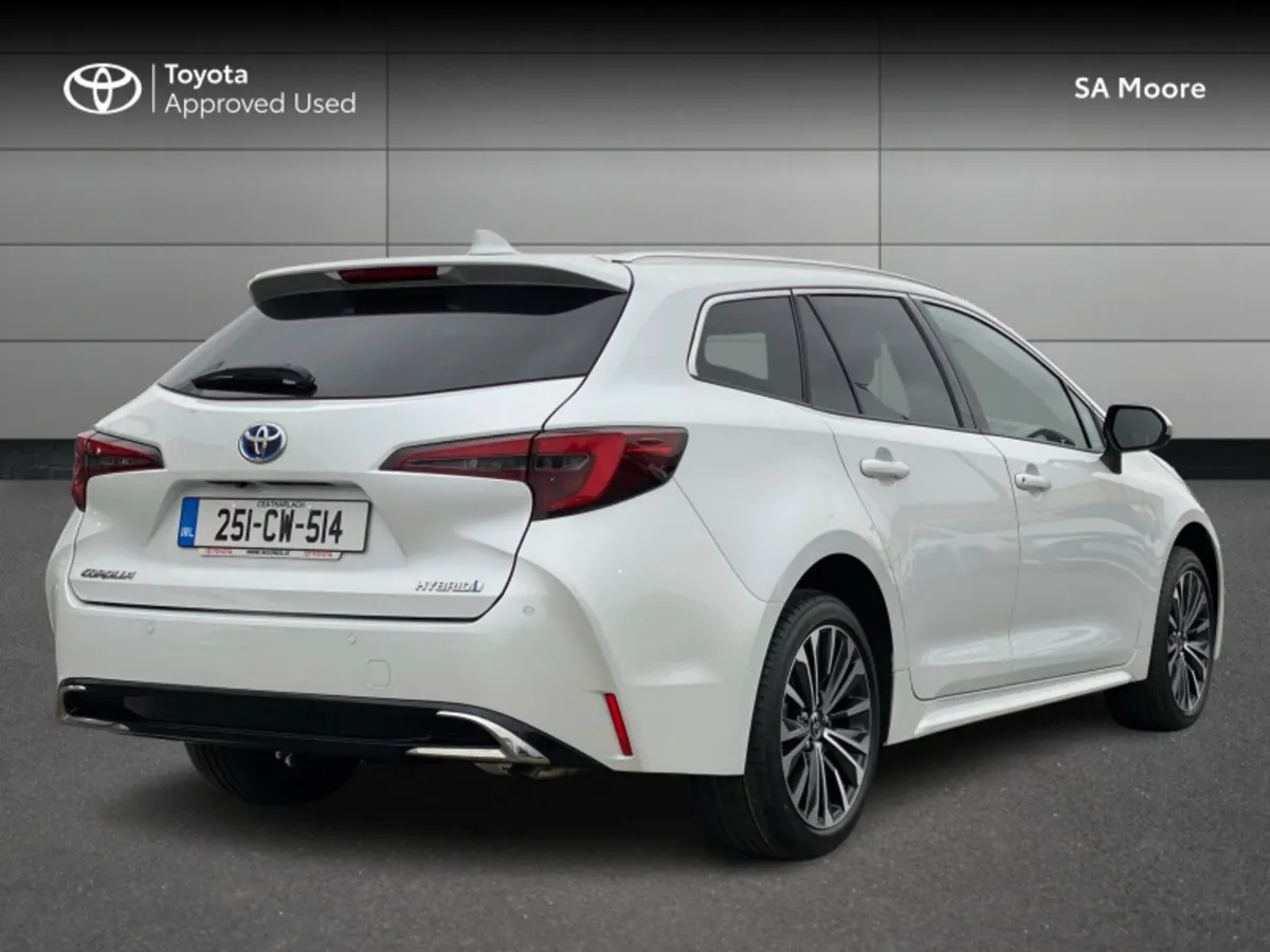 Toyota Corolla HYBRID SOL ESTATE (TS) - Image 2