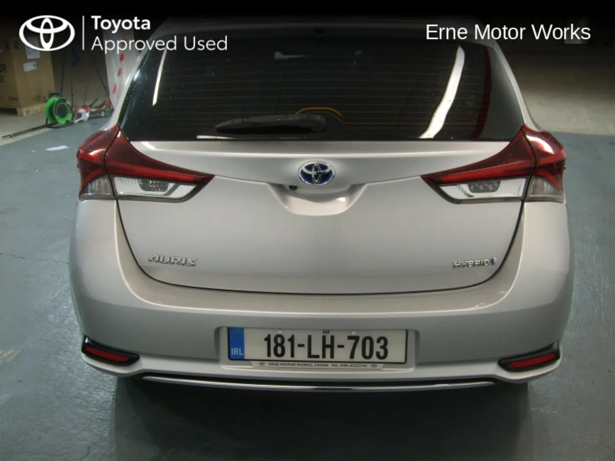 Toyota Auris AURIS Hybrid Luna - Image 4