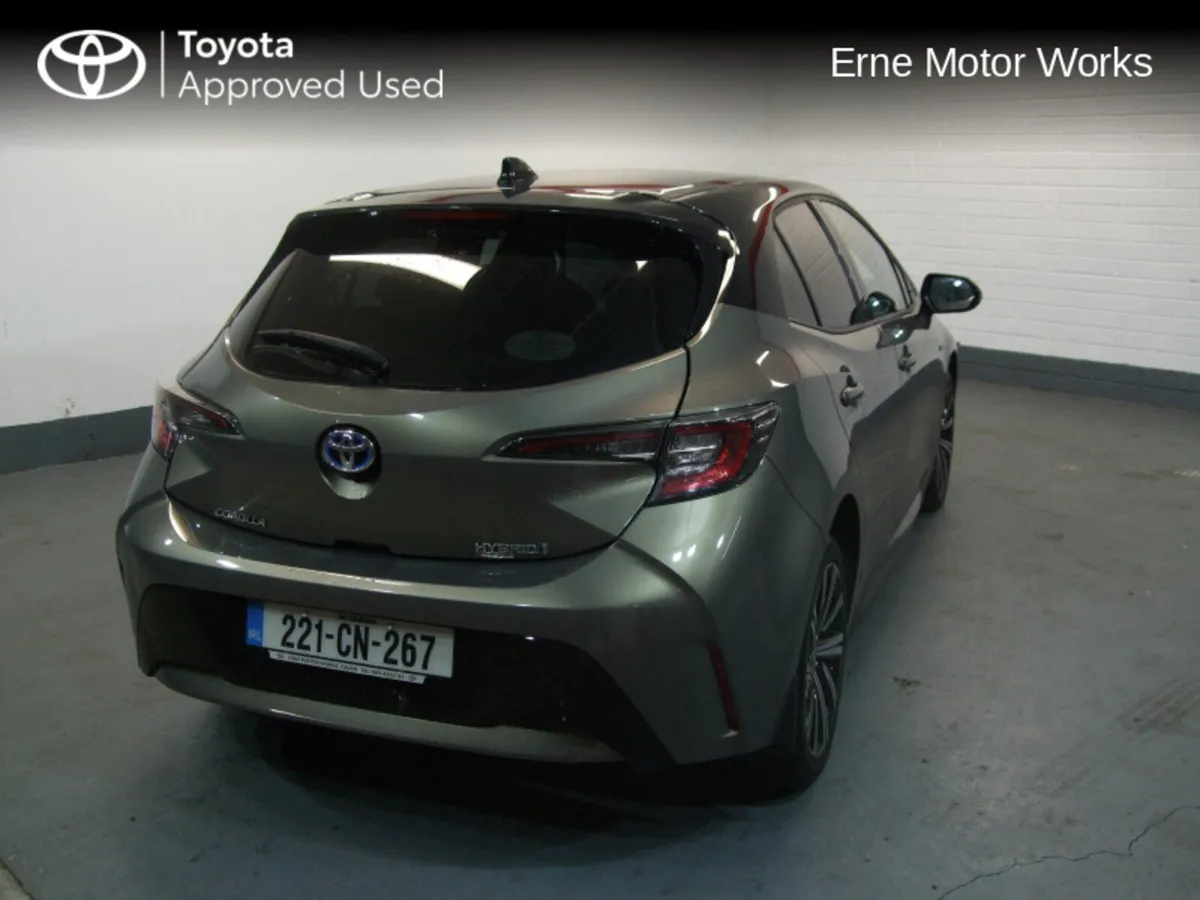 Toyota Corolla COROLLA HYBRID L/SPORT HB - Image 2