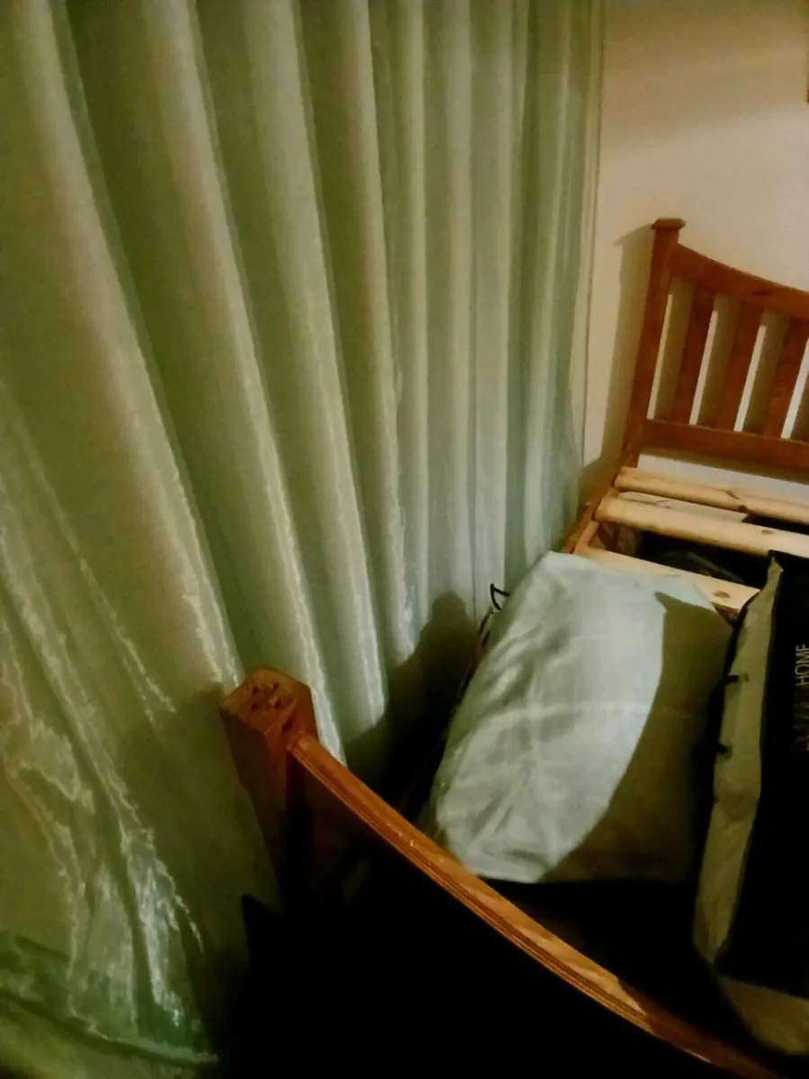 Bed frame (ON HOLD) - Image 4