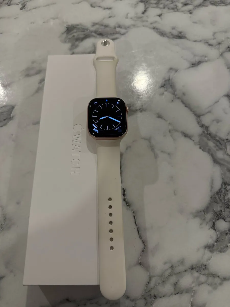 Apple Watch Series 10 46mm Rose Gold - Image 1