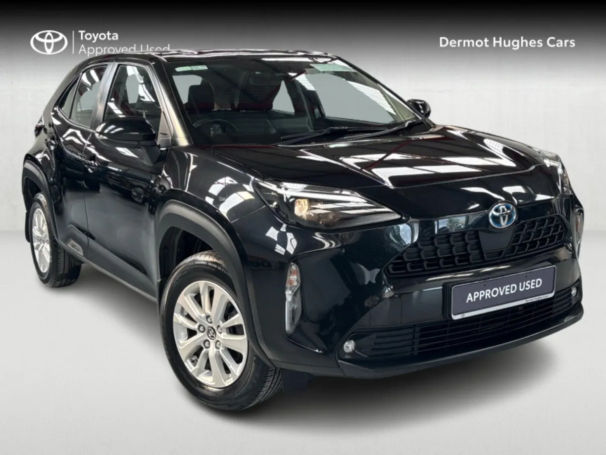 Toyota Yaris Cross CR CROSS LUNA 4DR AUTO - Image 1