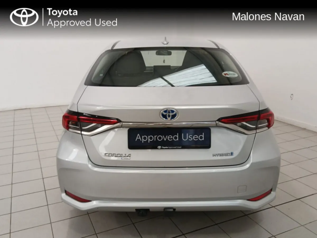 Toyota Corolla COROLLA HYB LUNA SALOON - Image 4