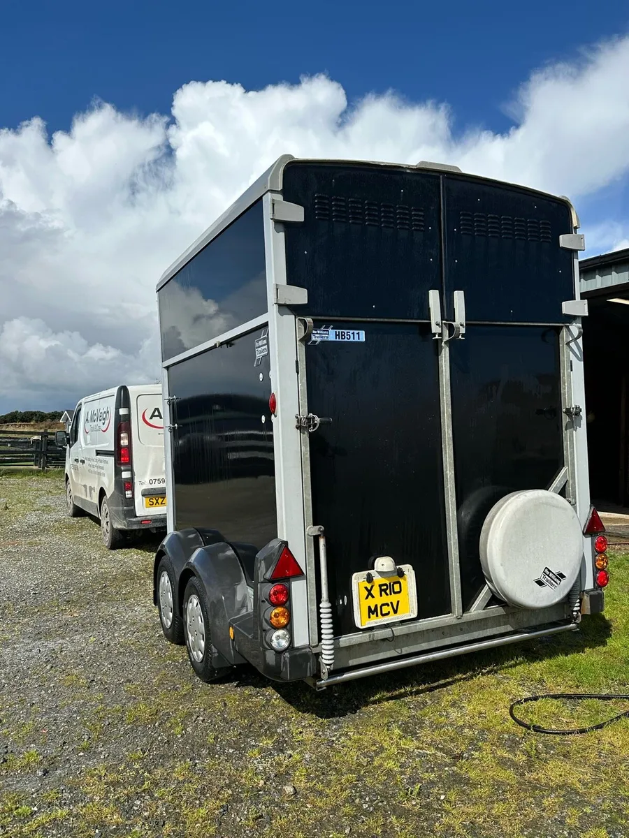Ifor Williams horse box - Image 4