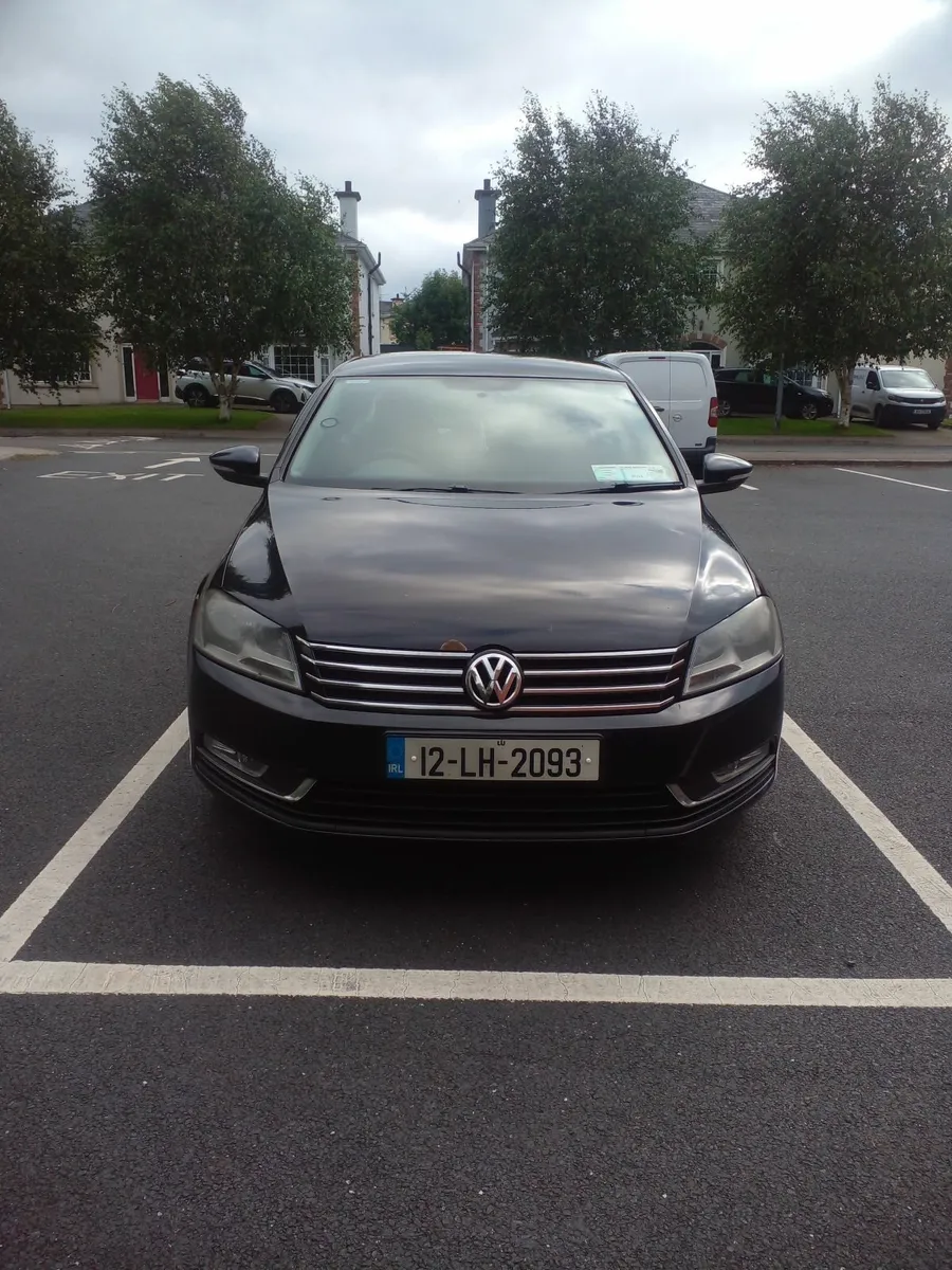Volkswagen Passat 2012 - Image 4