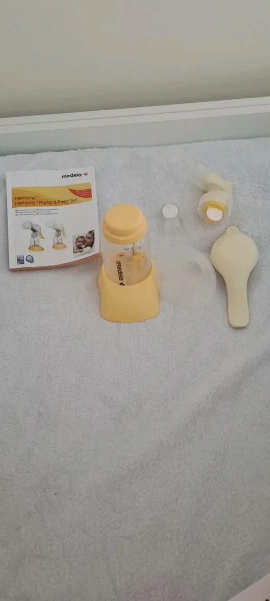 Medela breast pump - Image 3