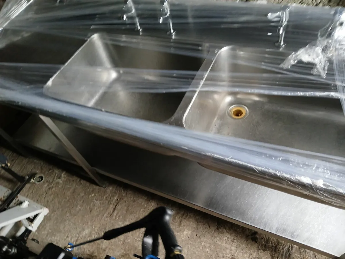 Staneless steel cabbinet double sink unit - Image 1