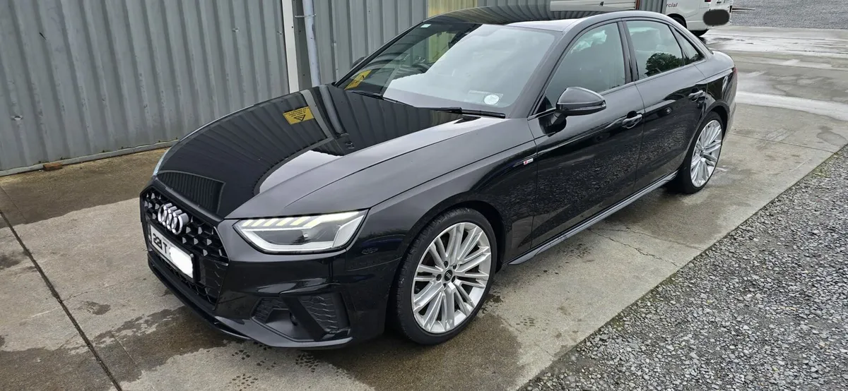 221 AUDI A4 S-LINE AUTO - Image 3