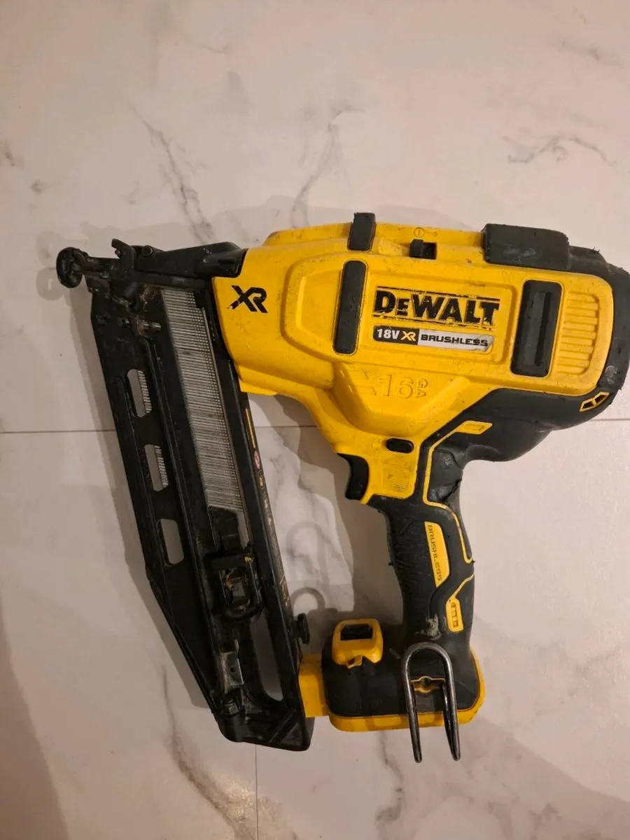 Dewalt - Image 1