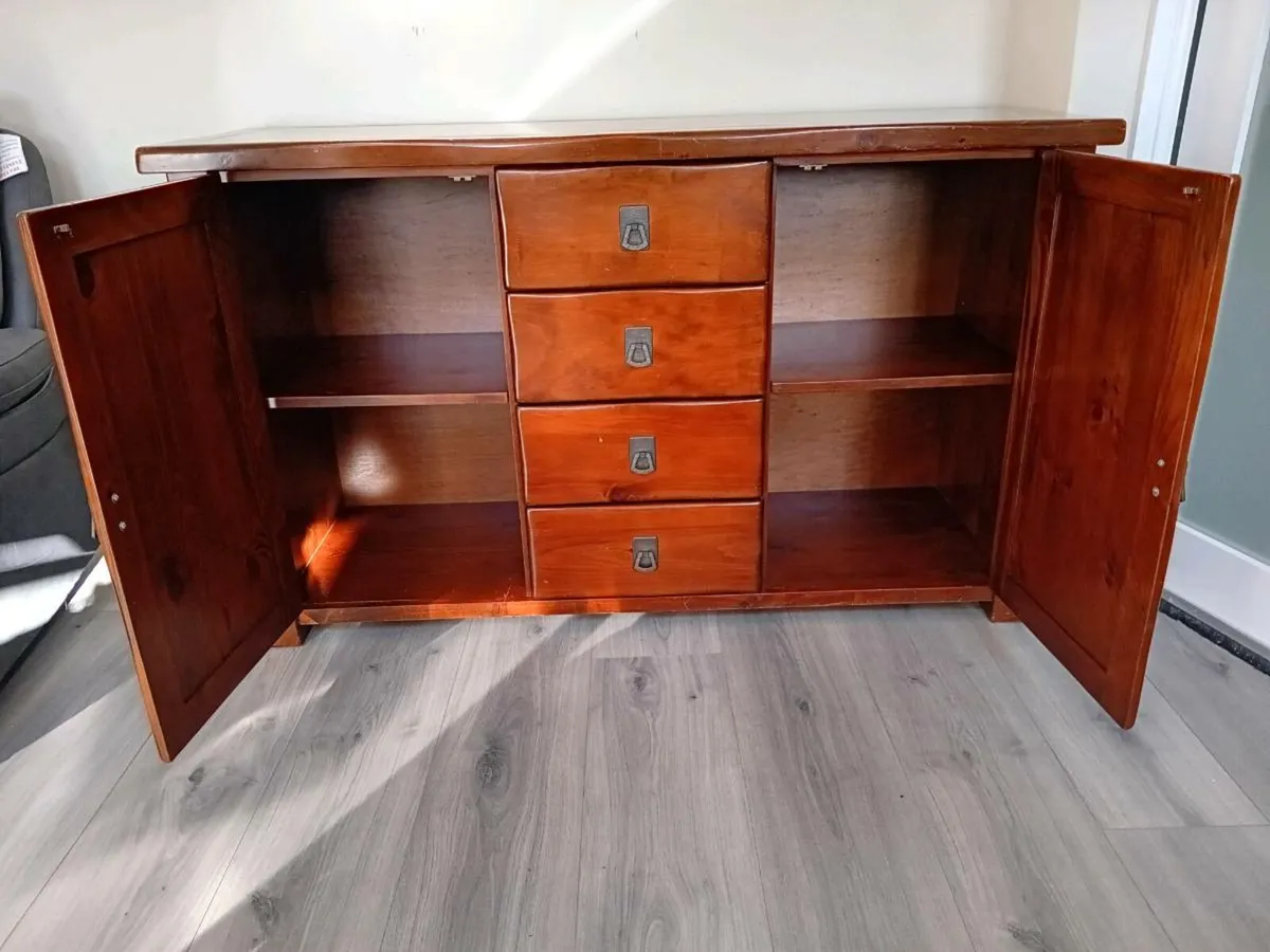 Sideboard - Image 3